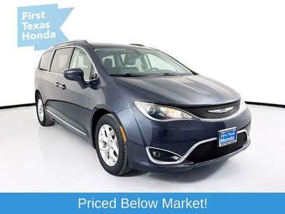 Used 2019 Chrysler Pacifica Touring-L Plus w/ Tire & Wheel Group