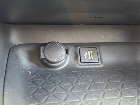 Used 2023 Toyota RAV4 Prime SE AWD/4WD image 25