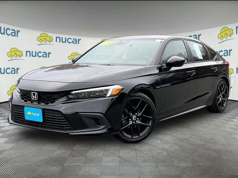 Used 2024 Honda Civic Sport image 3