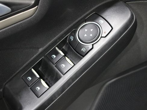 Used 2022 Ford Escape SEL w/ Technology Package FWD image 7