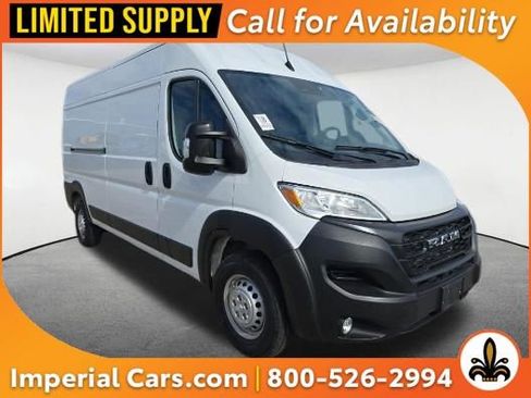 Used 2025 RAM ProMaster 2500 w/ Convenience Group FWD image 1