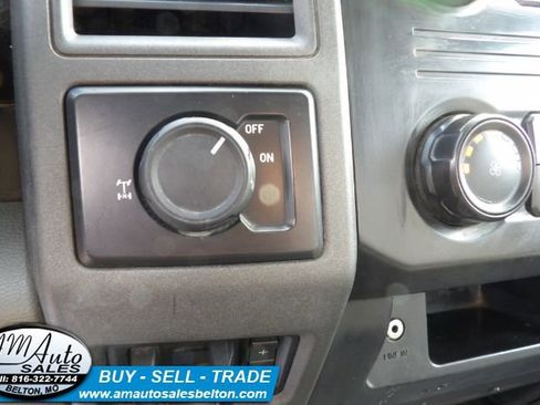 Used 2017 Ford F350 XL image 25