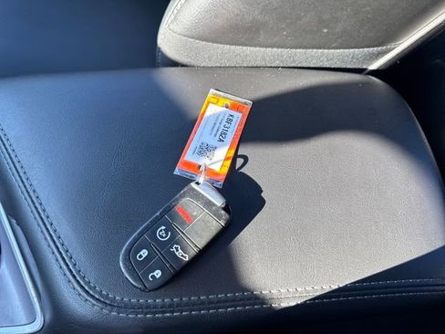 Used 2019 Dodge Challenger SXT w/ Plus Package image 28