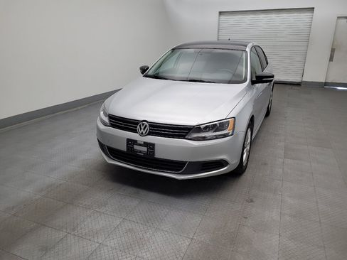 Used 2014 Volkswagen Jetta SE FWD image 15