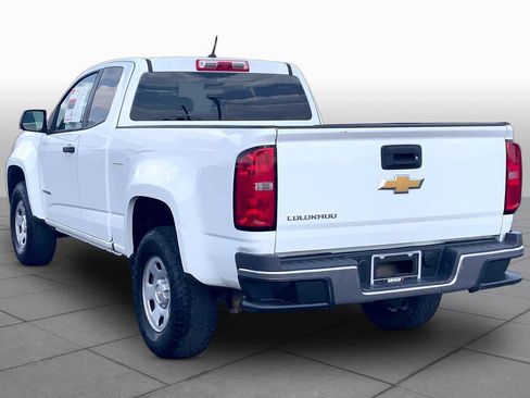 Used 2017 Chevrolet Colorado W/T RWD image 12