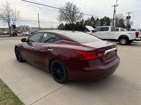 Used 2017 Nissan Maxima Platinum image 5