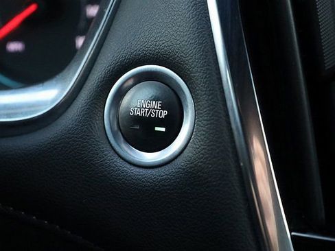 Used 2023 Chevrolet Traverse LT w/ LPO, Cargo Package image 40