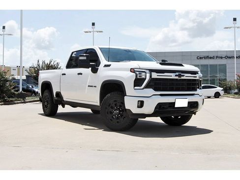 Used 2024 Chevrolet Silverado 2500 LTZ w/ LTZ Plus Package AWD/4WD image 1