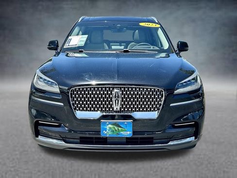 Used 2023 Lincoln Aviator Reserve w/ Equipment Group 201A AWD/4WD image 2