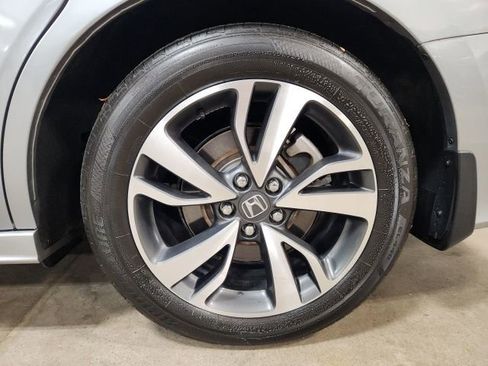 Used 2024 Honda Odyssey Touring image 31