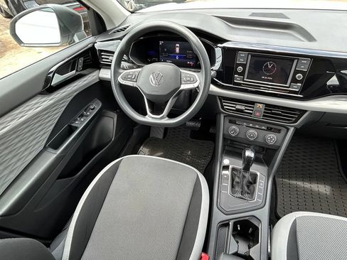 Used 2022 Volkswagen Taos S FWD image 9
