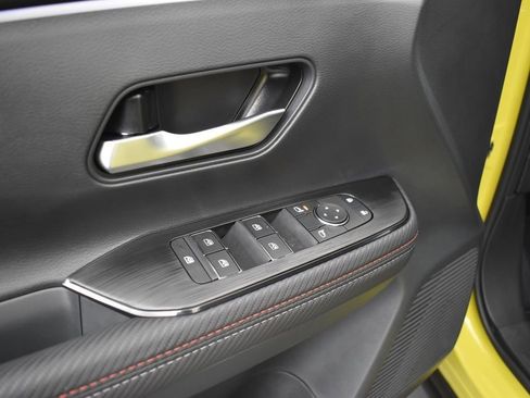 New 2025 Nissan Kicks SR image 27