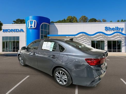 Used 2023 Kia Forte LXS image 6