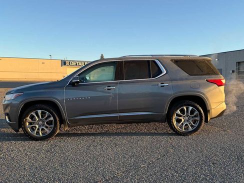 Used 2020 Chevrolet Traverse Premier image 6