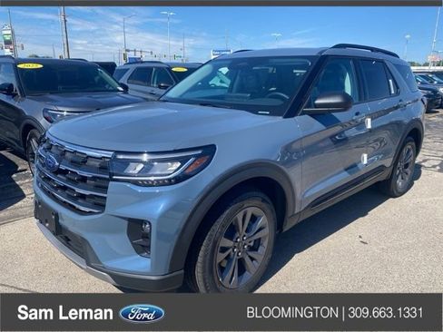 New 2026 Ford Explorer Active w/ Active Comfort Package AWD/4WD image 1