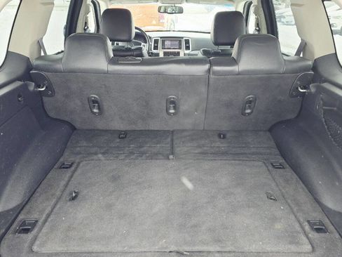 Used 2009 Jeep Grand Cherokee Laredo image 12