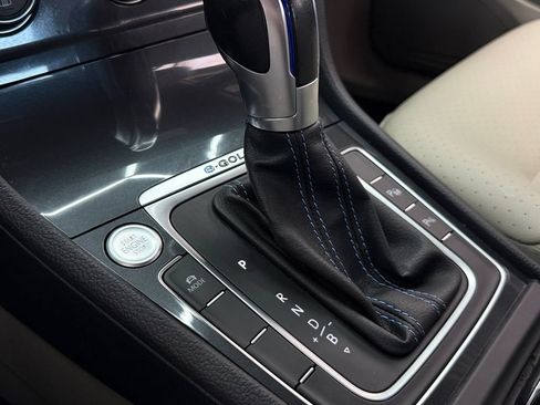 Used 2019 Volkswagen e-Golf SEL Premium FWD image 20