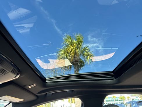 Certified 2023 BMW 540i xDrive image 28