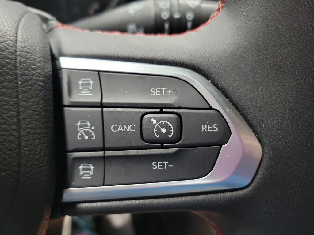 Used 2026 Jeep Compass Trailhawk AWD/4WD image 41