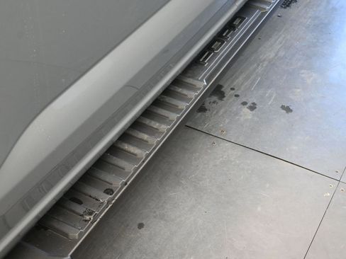 Used 2023 Ford F150 Lariat w/ Equipment Group 502A High image 16