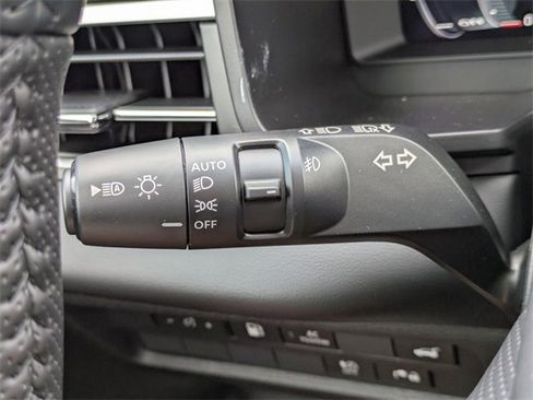 New 2025 Mitsubishi Outlander SEL image 28