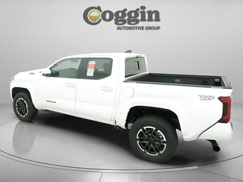 New 2026 Toyota Tacoma TRD Sport AWD/4WD image 8