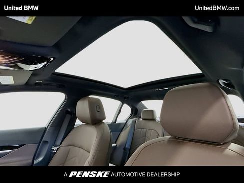 New 2026 BMW 530i w/ Executive Package image 12