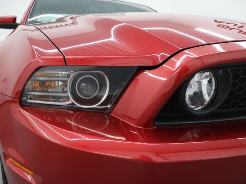 Used 2013 Ford Mustang GT Premium w/ Comfort Pkg RWD image 20