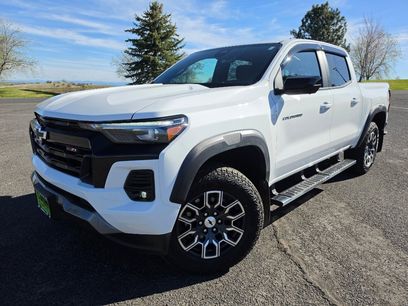 Used 2024 Chevrolet Colorado Z71 w/ Z71 Convenience Package 2