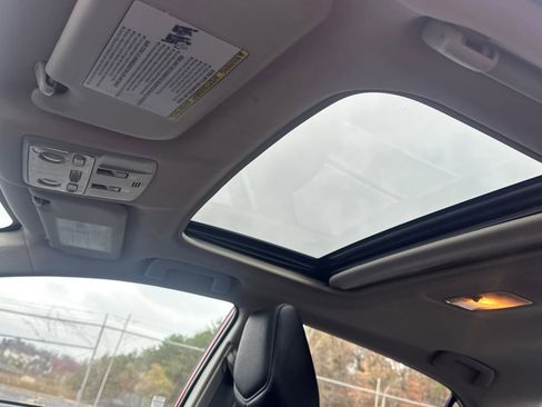 Used 2015 Toyota Corolla S image 20