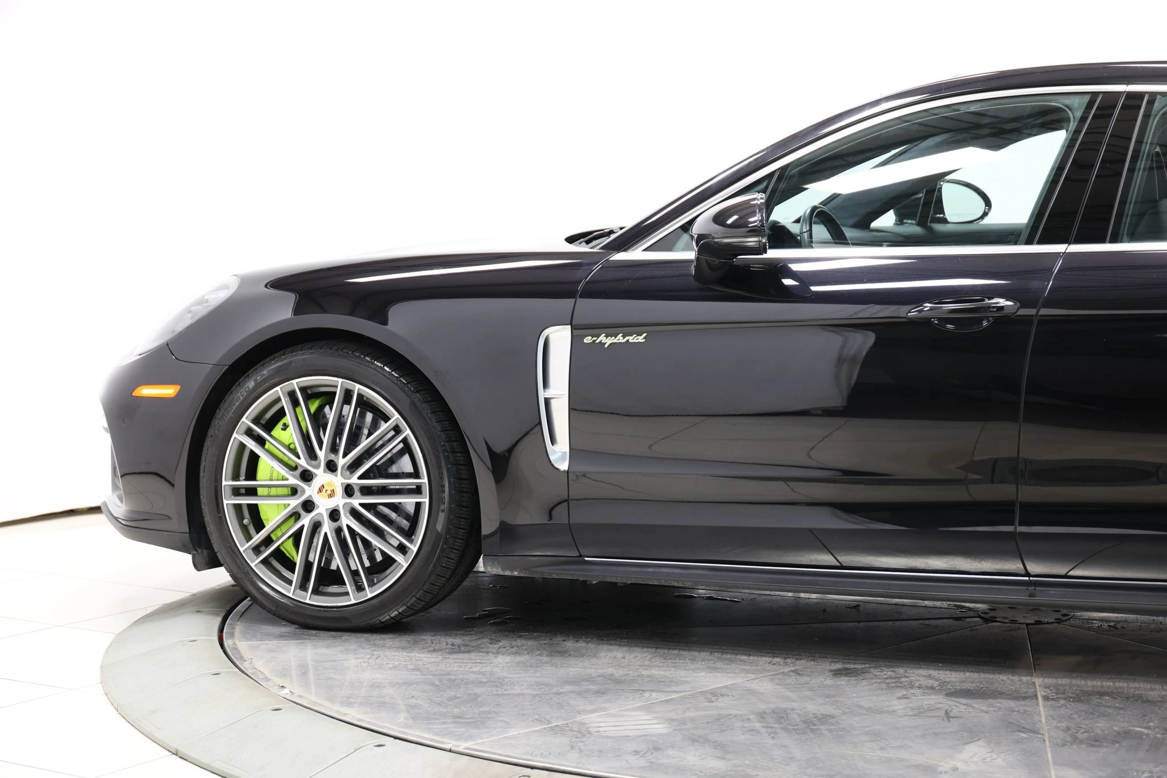Used 2018 Porsche Panamera Turbo S Executive w/ Assistance Package AWD/4WD image 6
