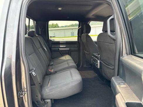 Used 2018 Ford F150 XLT w/ Equipment Group 302A Luxury AWD/4WD image 13