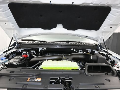 New 2026 Lincoln Navigator L Premier AWD/4WD image 28