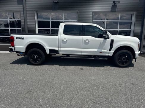 Used 2025 Ford F250 Lariat w/ Lariat Ultimate Package AWD/4WD image 4