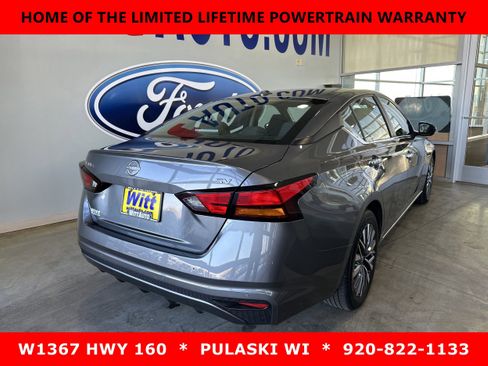 Used 2024 Nissan Altima 2.5 SV image 6