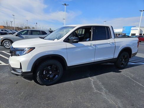 New 2026 Honda Ridgeline Black Edition image 3