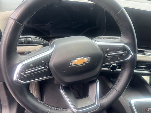 Certified 2025 Chevrolet Equinox LT w/ Convenience Package II image 16