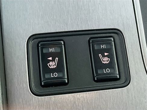 Used 2024 Nissan Murano SL image 19