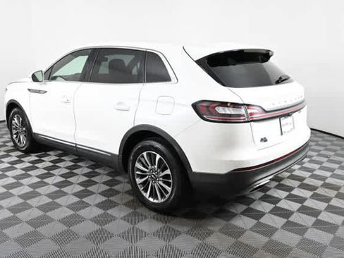 Used 2020 Lincoln Nautilus FWD w/ Equipment Group 101A image 6