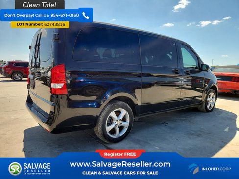 Used 2018 Mercedes-Benz Metris Passenger image 4