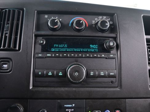 Used 2019 Chevrolet Express 3500 w/ Driver Convenience Package image 16