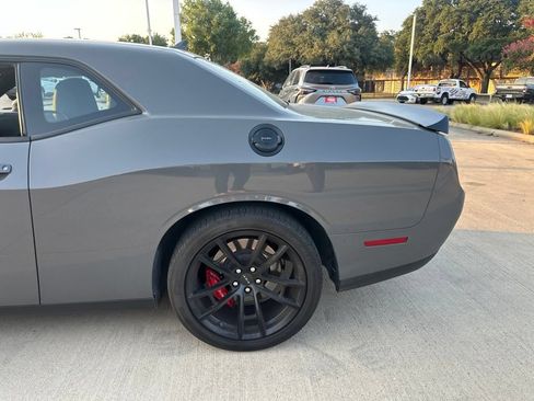 Used 2023 Dodge Challenger SRT Hellcat RWD image 6