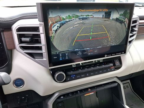 Used 2024 Toyota Sequoia Capstone AWD/4WD image 15