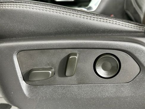 Used 2024 Chevrolet Silverado 2500 High Country image 21