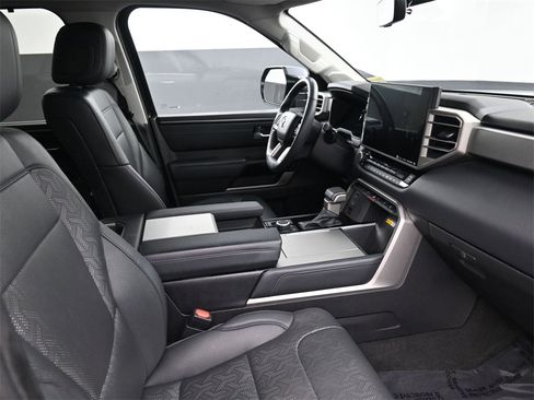 Used 2024 Toyota Sequoia Limited image 2