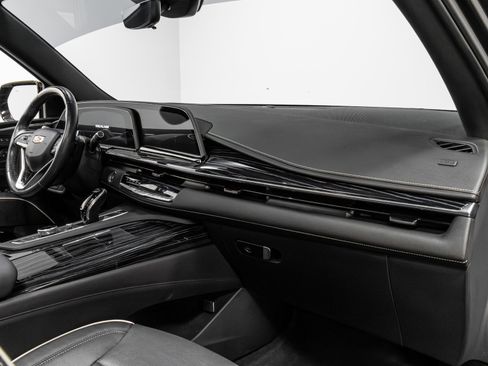 Used 2022 Cadillac Escalade Sport w/ Touring Package image 20