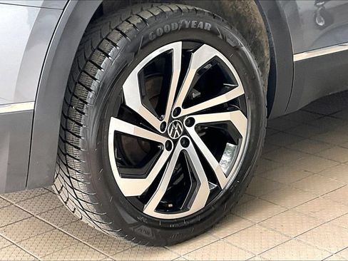 Used 2022 Volkswagen Atlas SEL AWD/4WD image 37