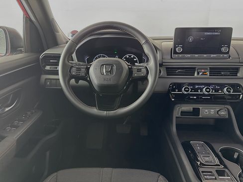 Certified 2025 Honda Pilot Sport image 26