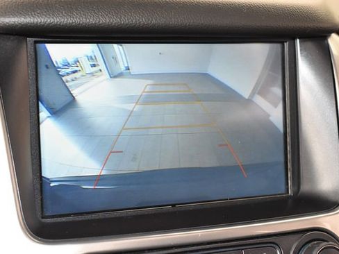 Used 2018 Chevrolet Tahoe LT w/ Luxury Package image 32