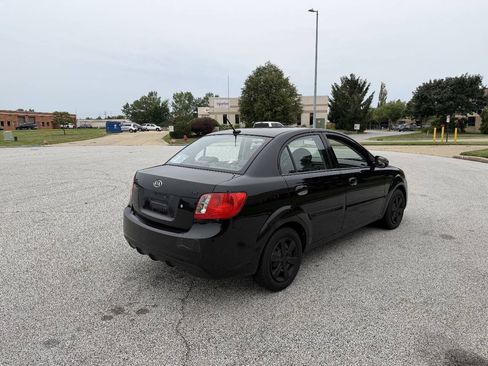 Used 2011 Kia Rio LX w/ Value Pkg FWD image 4